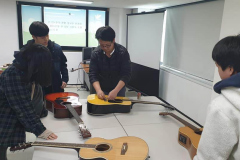 87565380_114850323455867_3553379791493136384_n